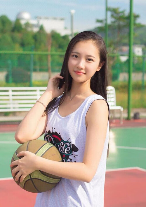 意甲精彩瞬间:技巧突破,精彩纷呈!,意甲经典比赛如c77 tv